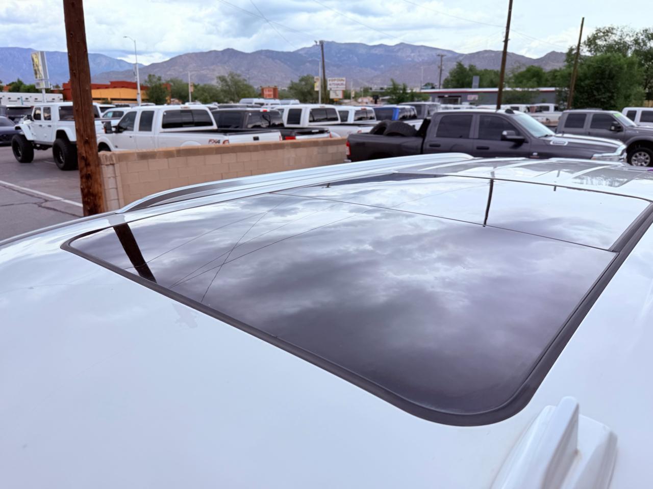 Chevrolet Tahoe 4WD 4dr High Country 2021