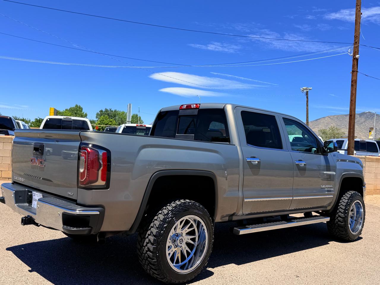 GMC Sierra 1500 SLT Crew Cab 4WD 2017