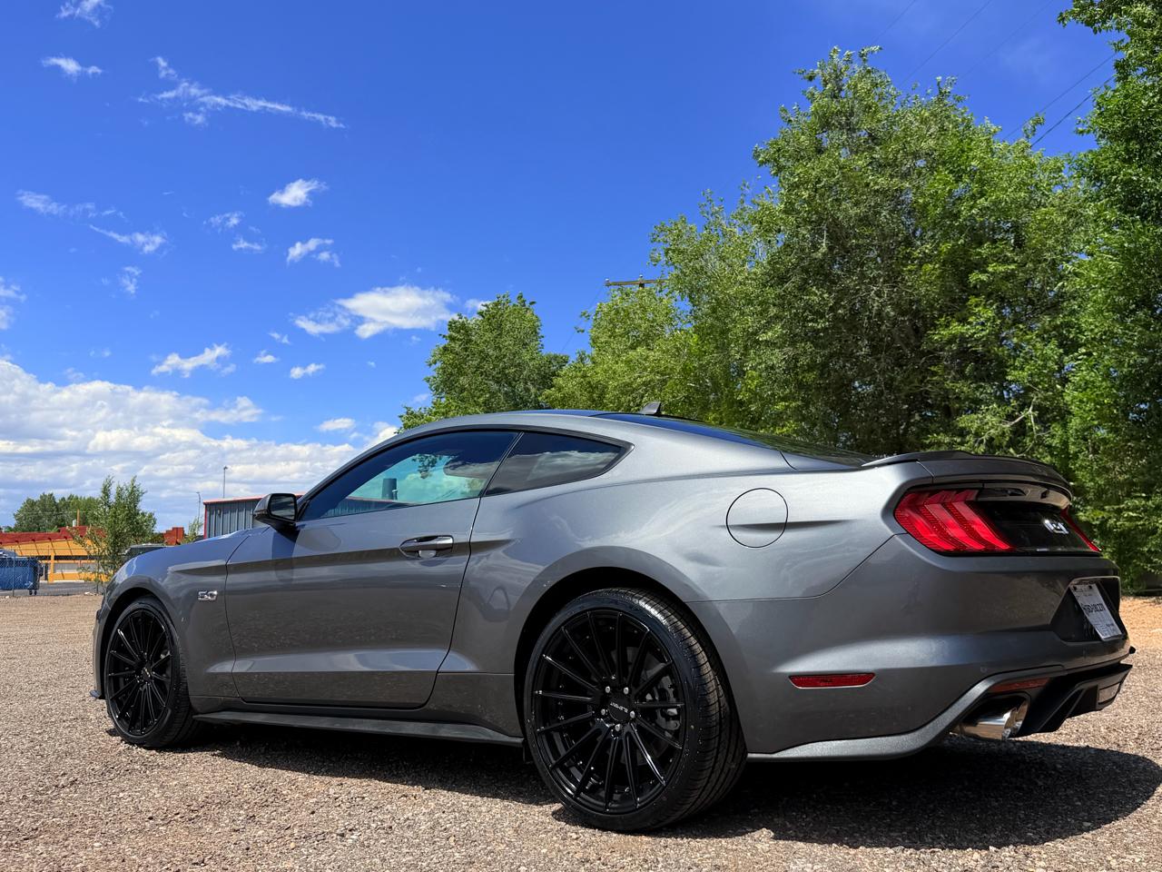 Ford Mustang GT Premium 2D Coupe 2022