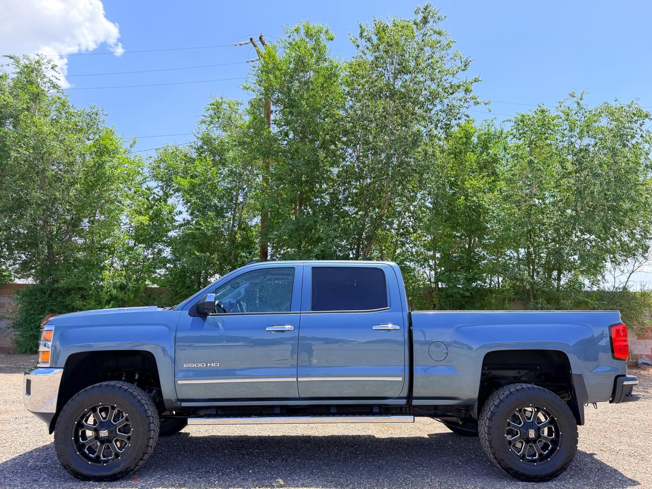 Chevrolet Silverado 2500HD 4WD Crew Cab 153.7" LTZ 2015