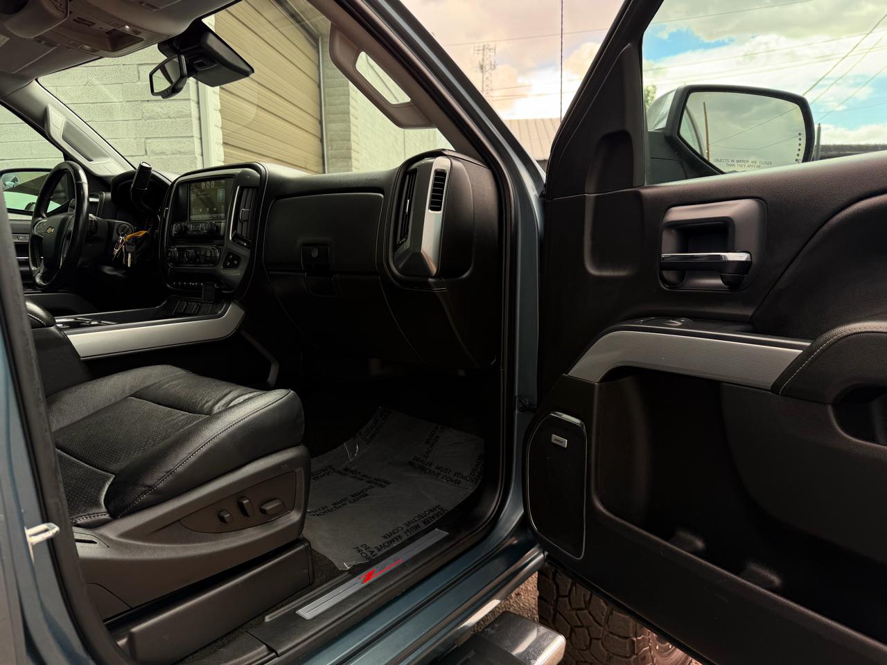 Chevrolet Silverado 2500HD 4WD Crew Cab 153.7" LTZ 2015