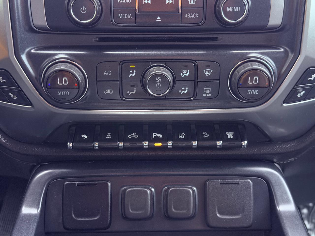 Chevrolet Silverado 2500HD 4WD Crew Cab 153.7" LTZ 2015