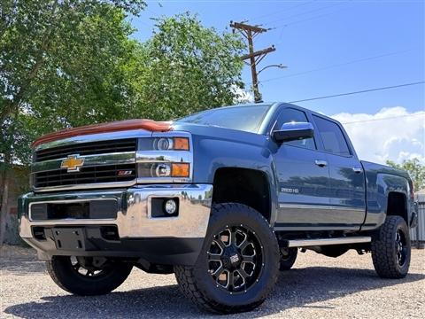 2015 Chevrolet Silverado 2500HD 4WD Crew Cab 153.7" LTZ