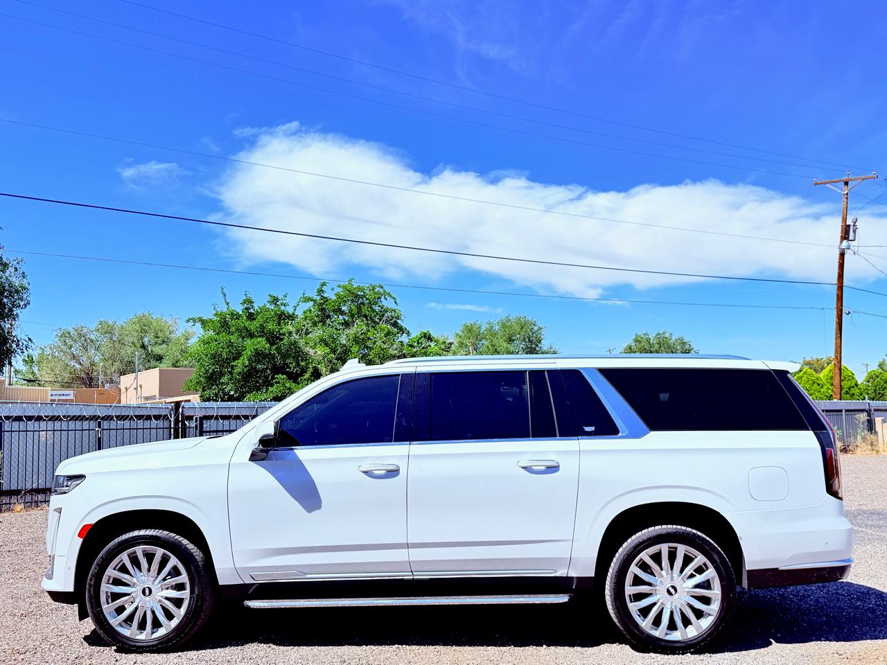 Cadillac Escalade ESV 4WD 4dr Premium Luxury 2021
