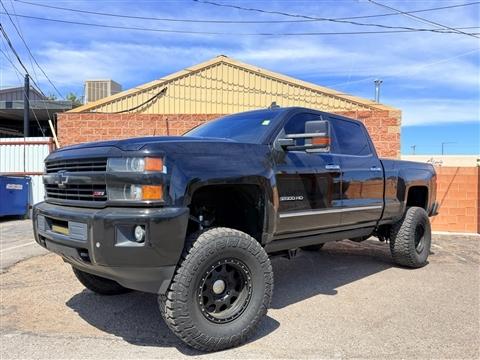 2016 Chevrolet Silverado 2500HD 4WD Crew Cab 153.7" LTZ