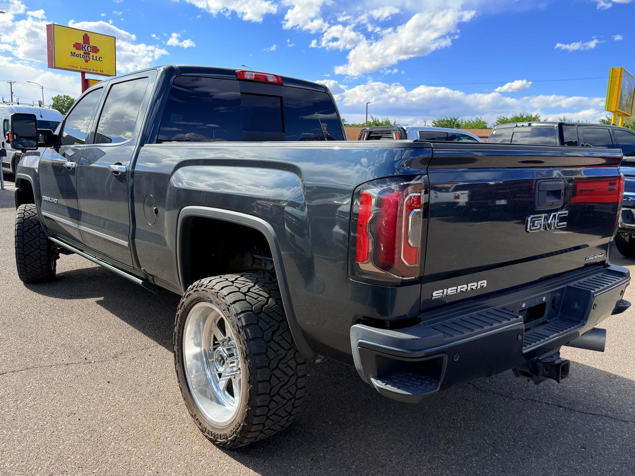 GMC Sierra 2500HD 4WD Crew Cab 153.7" Denali 2018