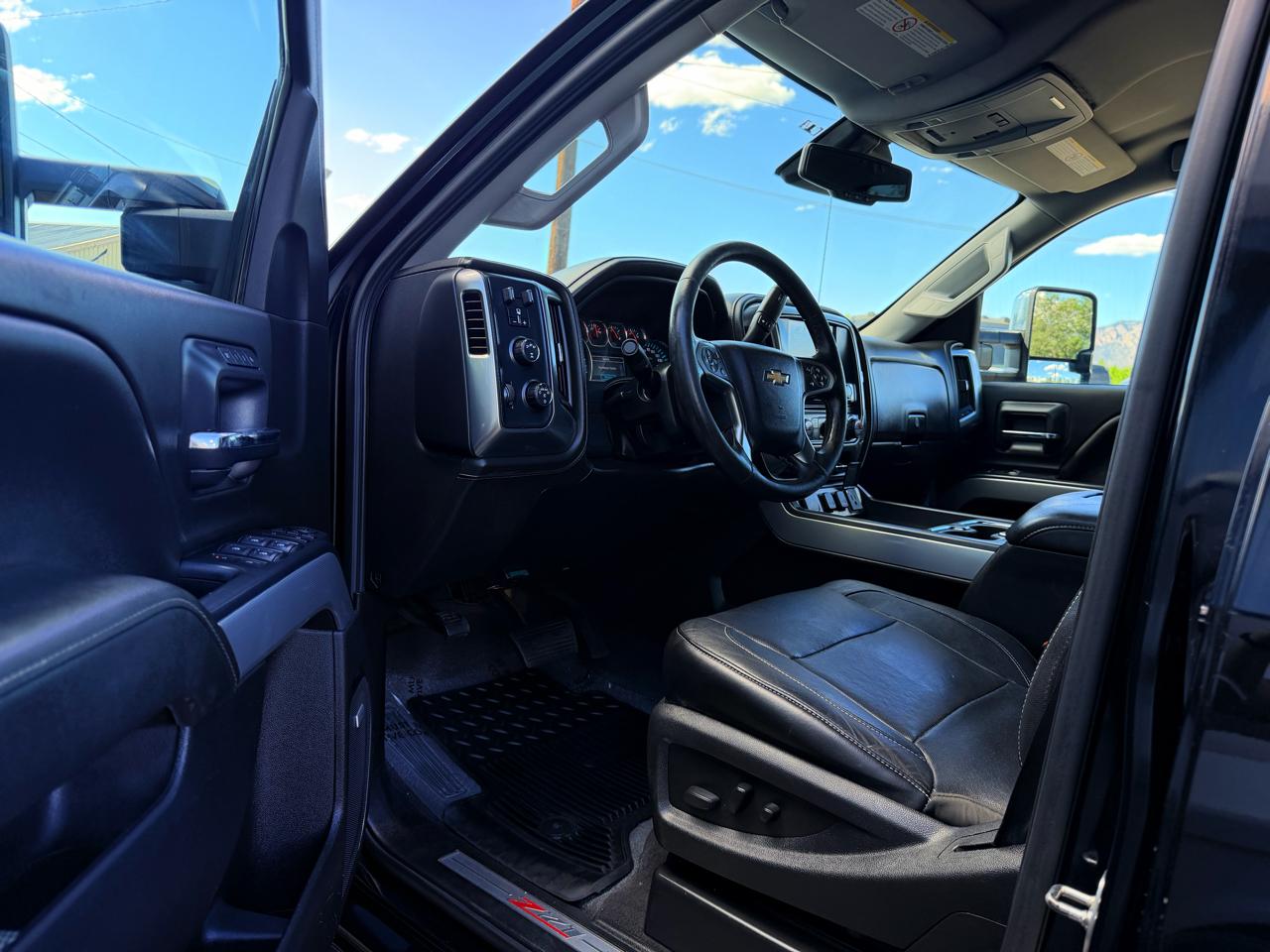Chevrolet Silverado 2500HD 4WD Crew Cab 167.7" LTZ 2019
