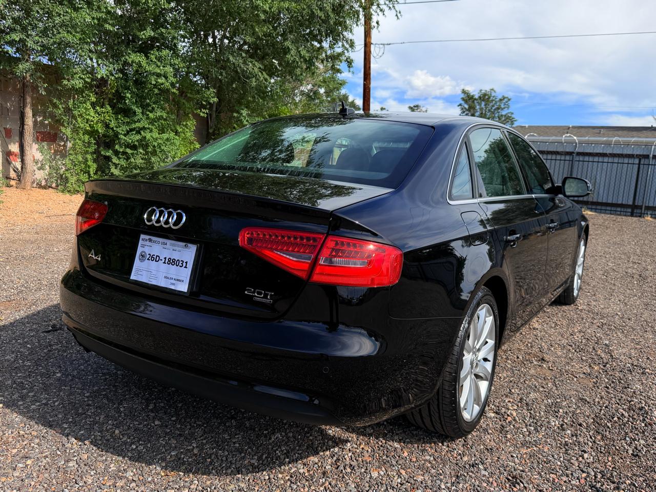 Audi A4 4dr Sdn Auto quattro 2.0T Premium Plus 2013