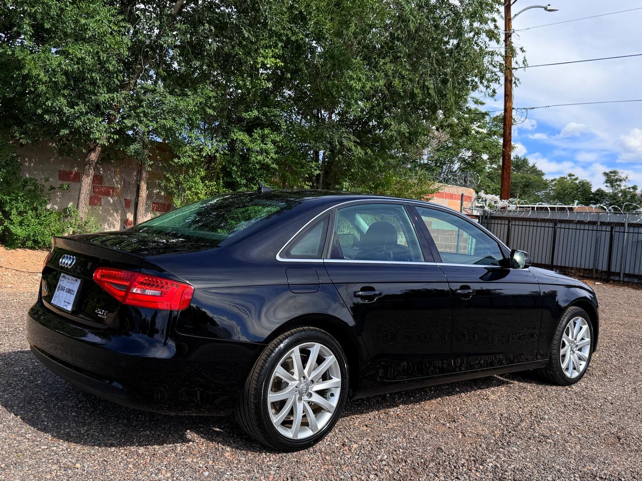 Audi A4 4dr Sdn Auto quattro 2.0T Premium Plus 2013