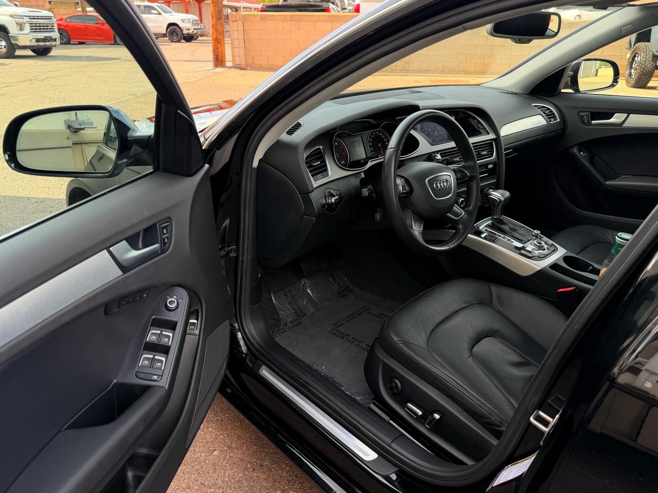 Audi A4 4dr Sdn Auto quattro 2.0T Premium Plus 2013