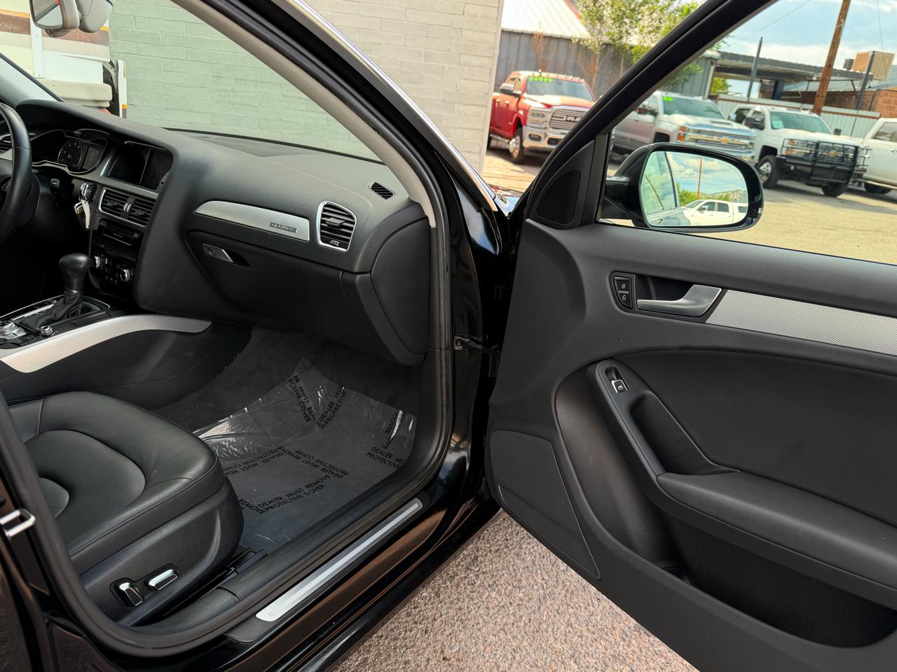 Audi A4 4dr Sdn Auto quattro 2.0T Premium Plus 2013