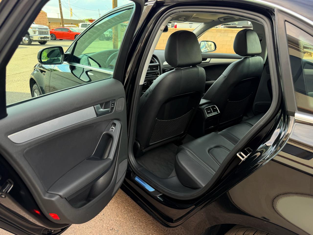 Audi A4 4dr Sdn Auto quattro 2.0T Premium Plus 2013