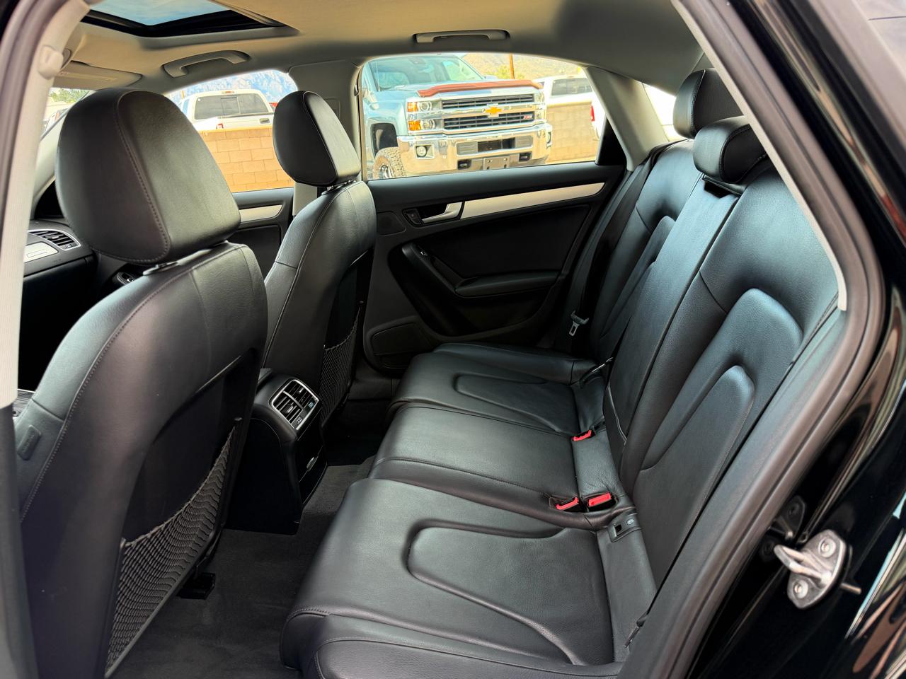 Audi A4 4dr Sdn Auto quattro 2.0T Premium Plus 2013