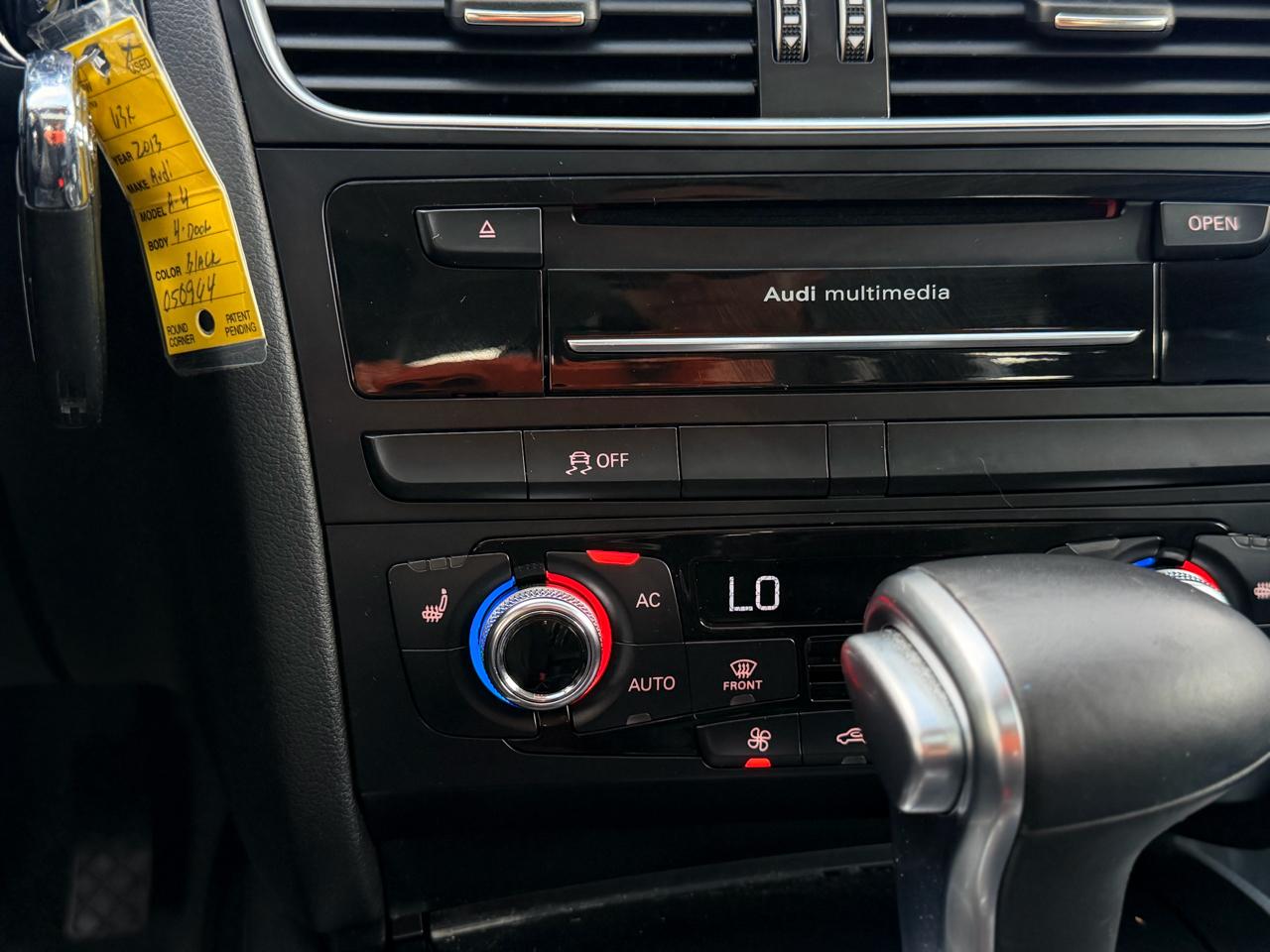 Audi A4 4dr Sdn Auto quattro 2.0T Premium Plus 2013