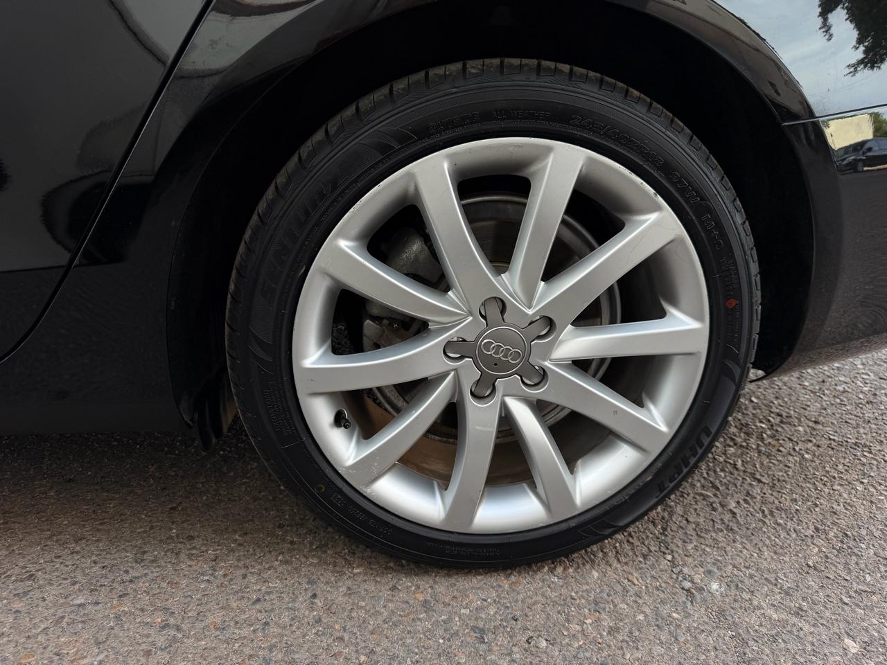 Audi A4 4dr Sdn Auto quattro 2.0T Premium Plus 2013