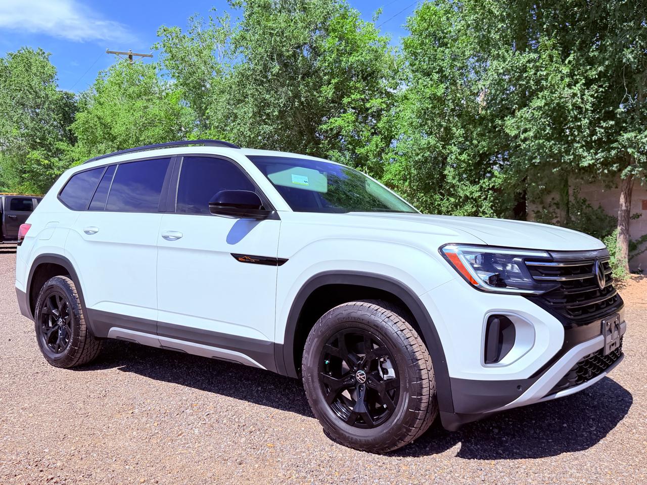 Volkswagen Atlas 2.0T Peak Edition 4MOTION 2026