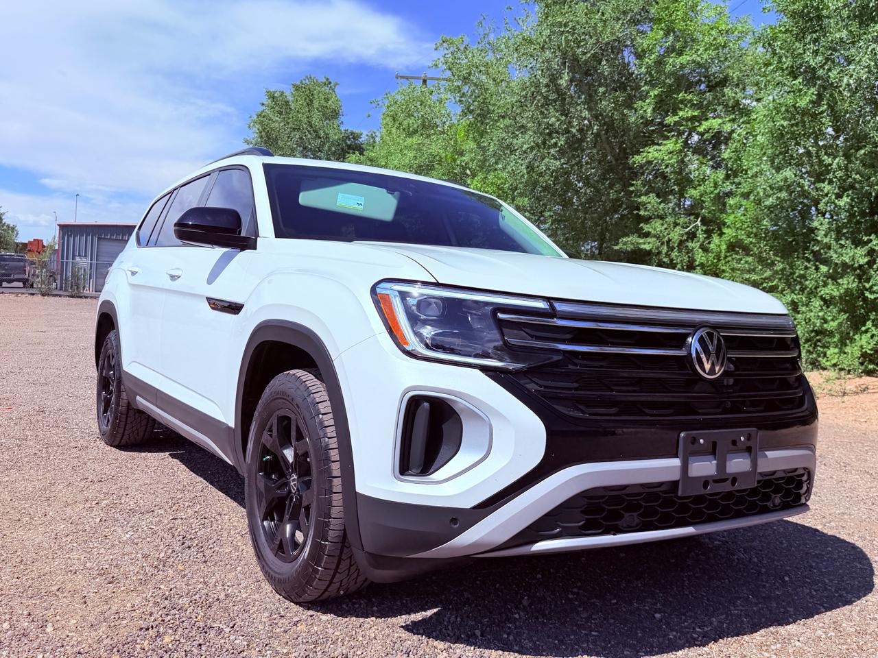 Volkswagen Atlas 2.0T Peak Edition 4MOTION 2026