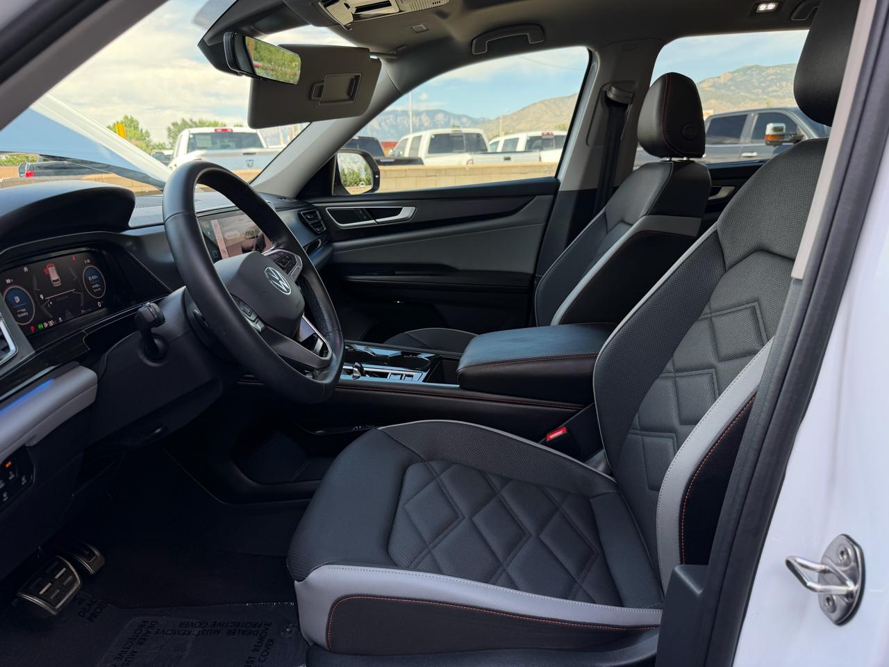 Volkswagen Atlas 2.0T Peak Edition 4MOTION 2026