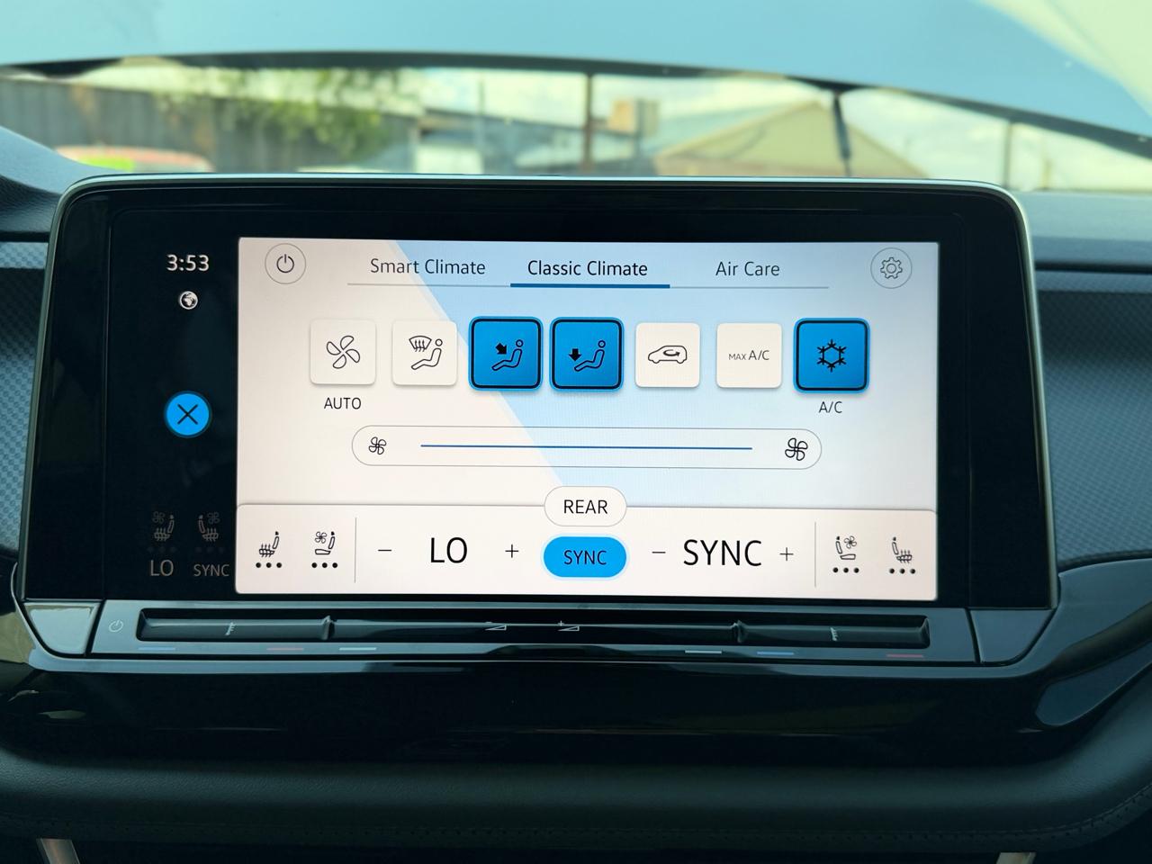 Volkswagen Atlas 2.0T Peak Edition 4MOTION 2026