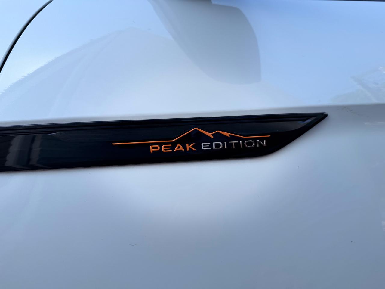 Volkswagen Atlas 2.0T Peak Edition 4MOTION 2026