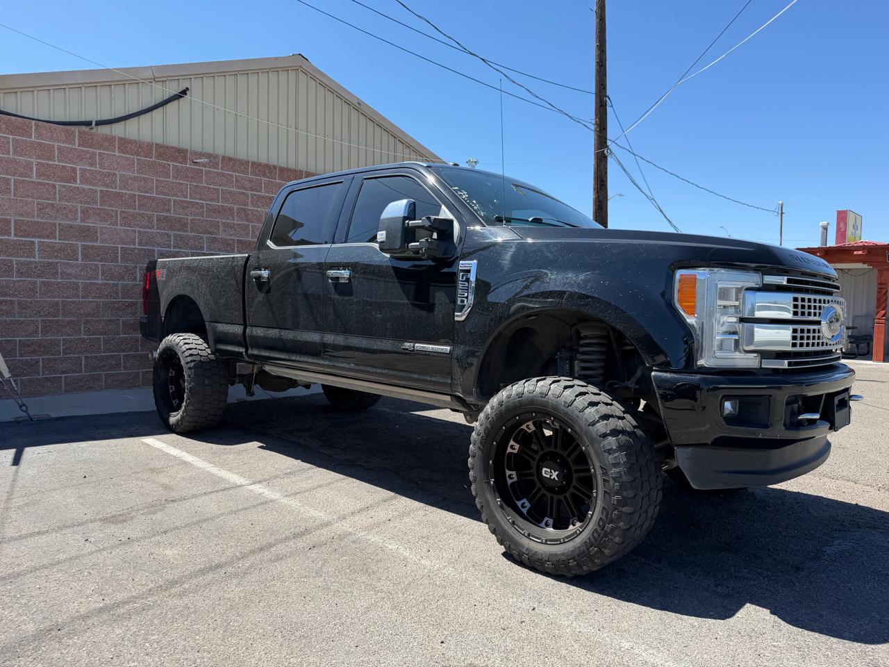 Ford Super Duty F-250 SRW King Ranch 4WD Crew Cab 8' Box 2017