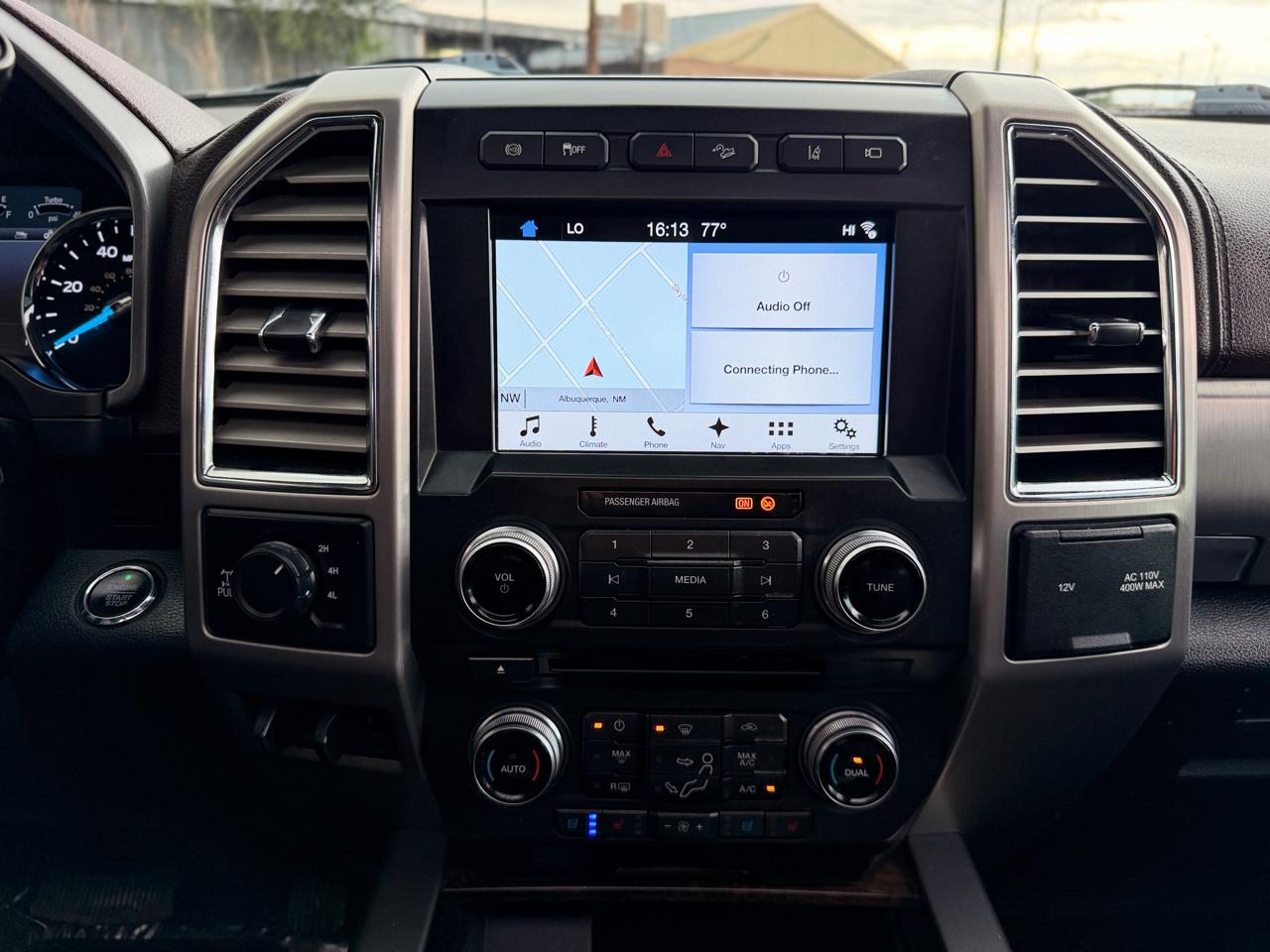 Ford Super Duty F-250 SRW Platinum 4WD Crew Cab 6.75' Box 2017