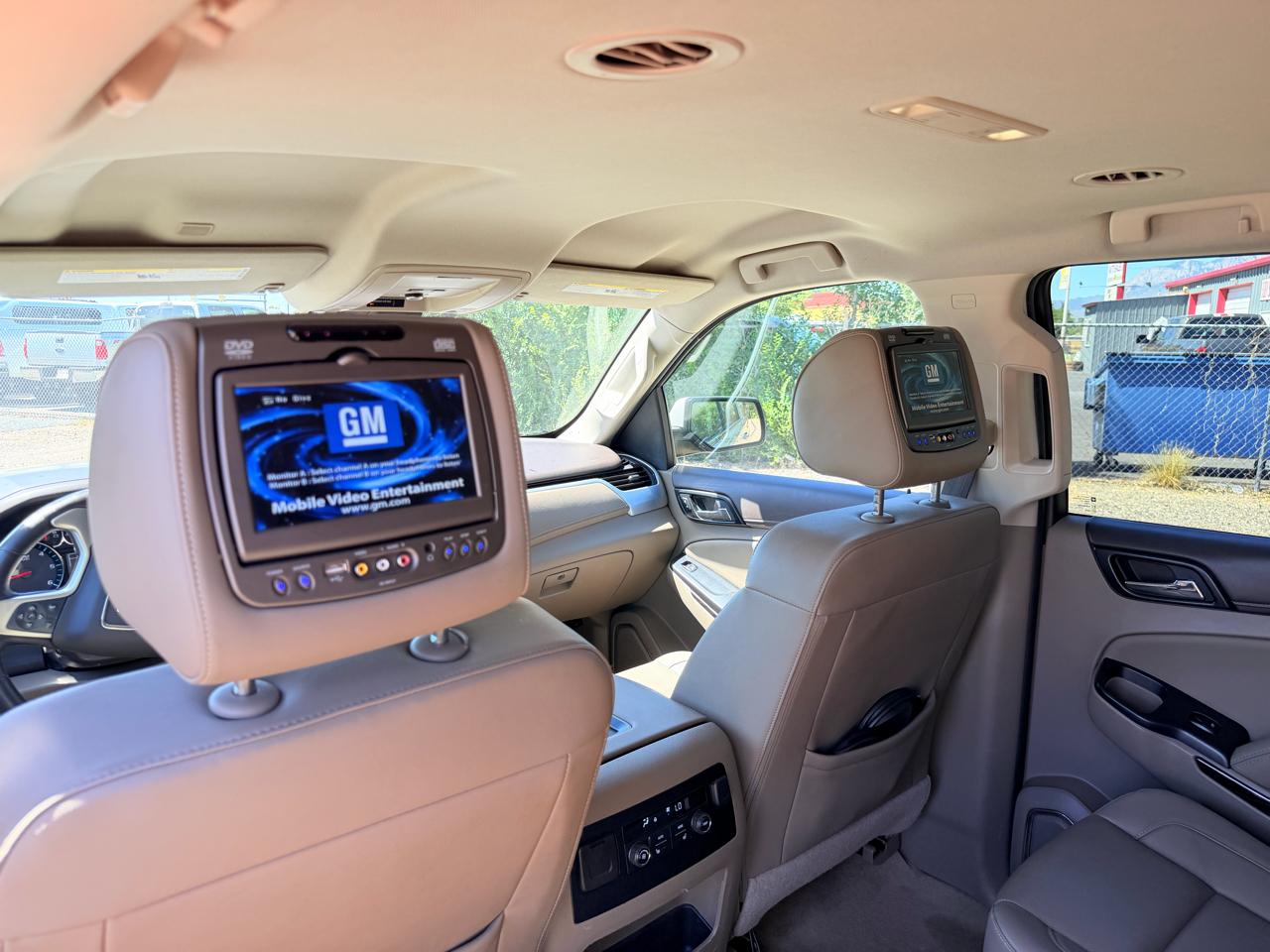 GMC Yukon XL 2WD 4dr SLT 2017