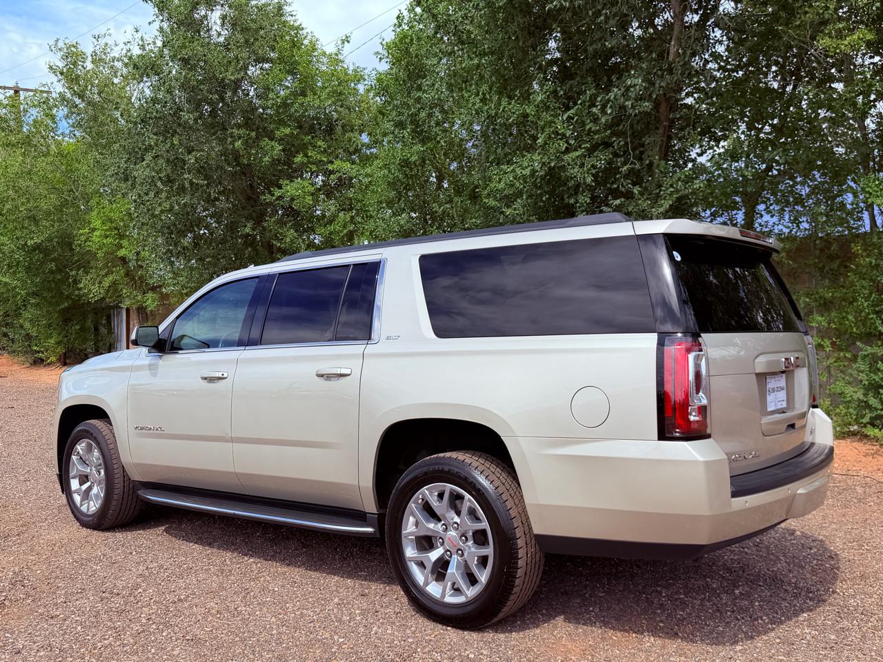 GMC Yukon XL 2WD 4dr SLT 2017