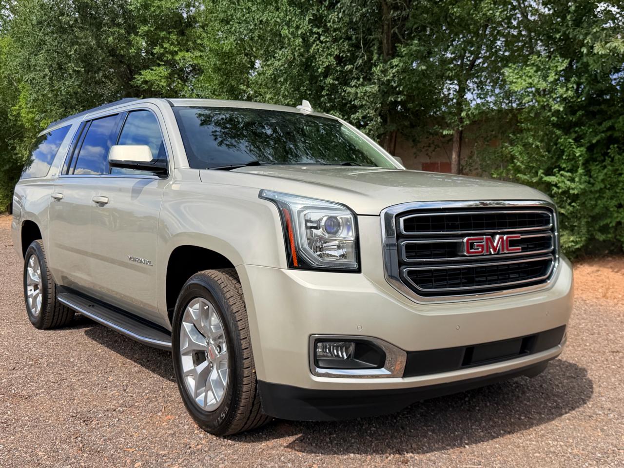 GMC Yukon XL 2WD 4dr SLT 2017