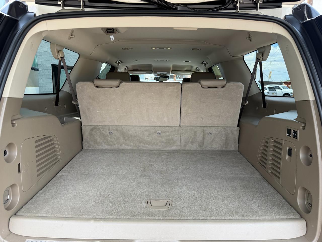 GMC Yukon XL 2WD 4dr SLT 2017