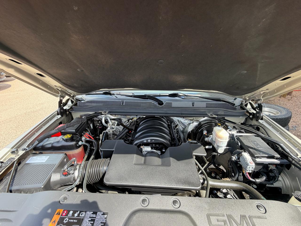 GMC Yukon XL 2WD 4dr SLT 2017