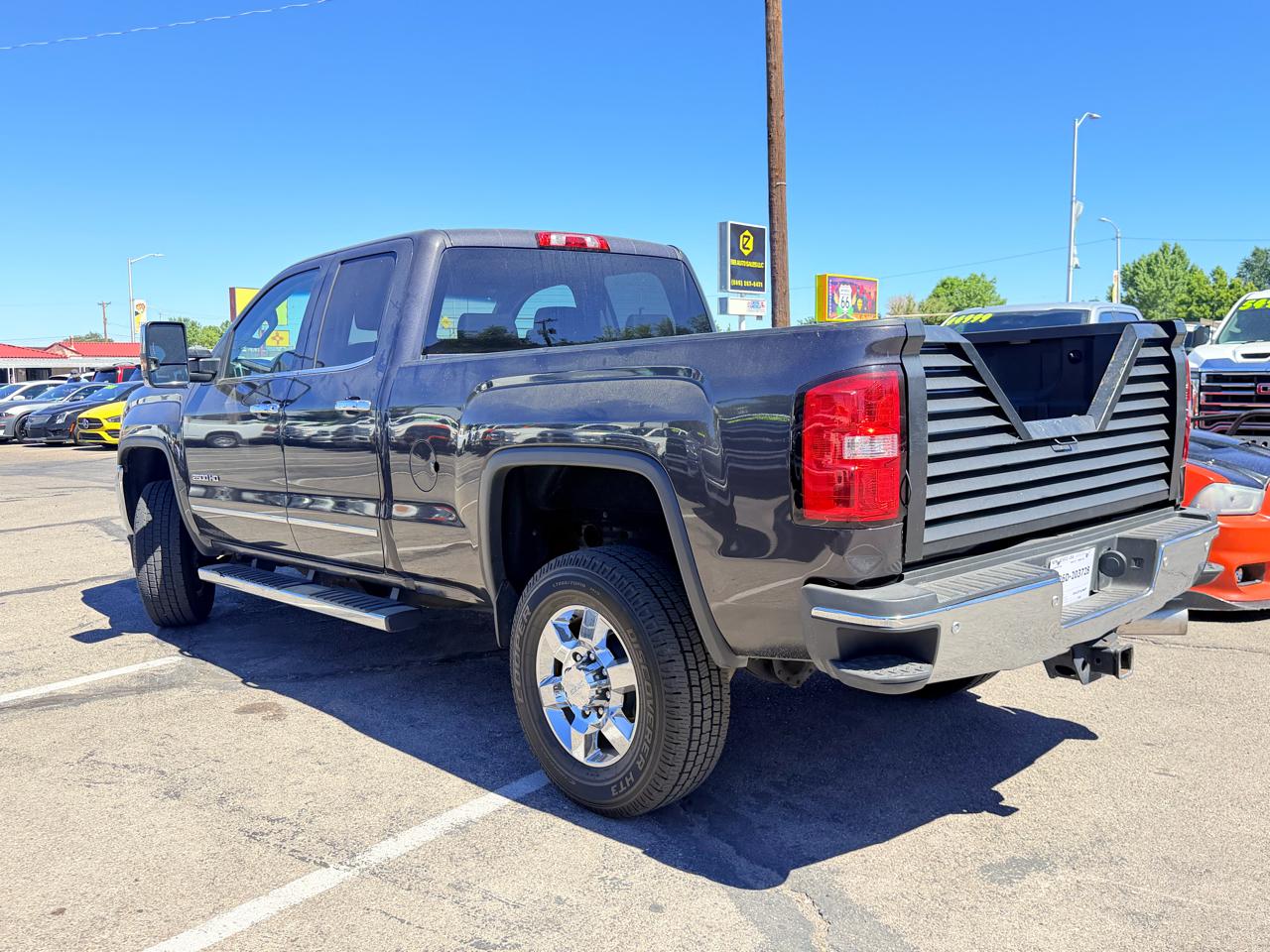 GMC Sierra 2500HD available WiFi 4WD Double Cab 144.2" SLT 2015
