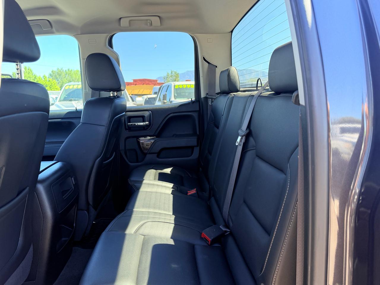 GMC Sierra 2500HD available WiFi 4WD Double Cab 144.2" SLT 2015