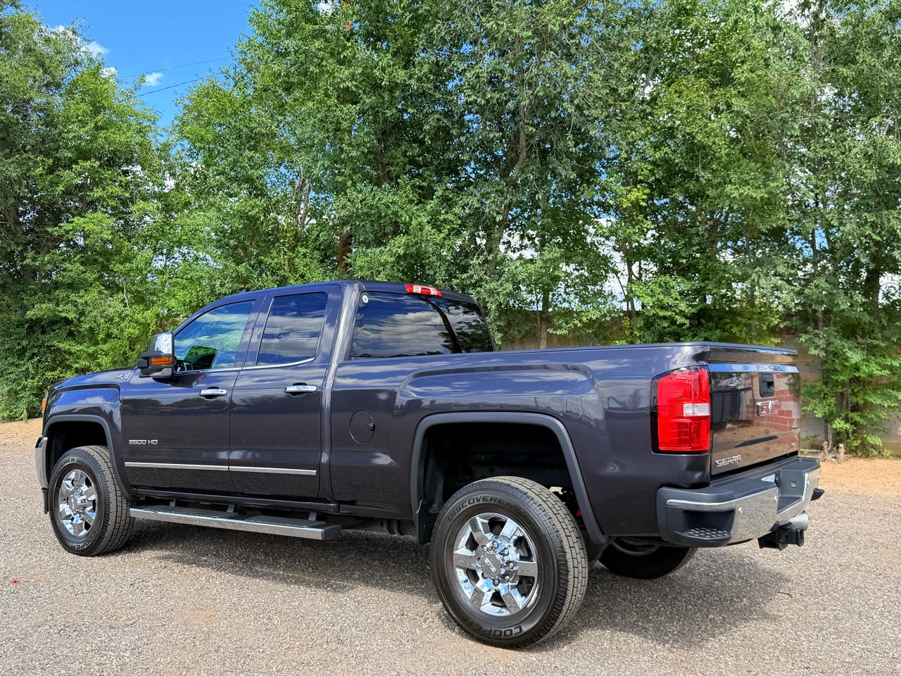 GMC Sierra 2500HD available WiFi 4WD Double Cab 144.2" SLT 2015