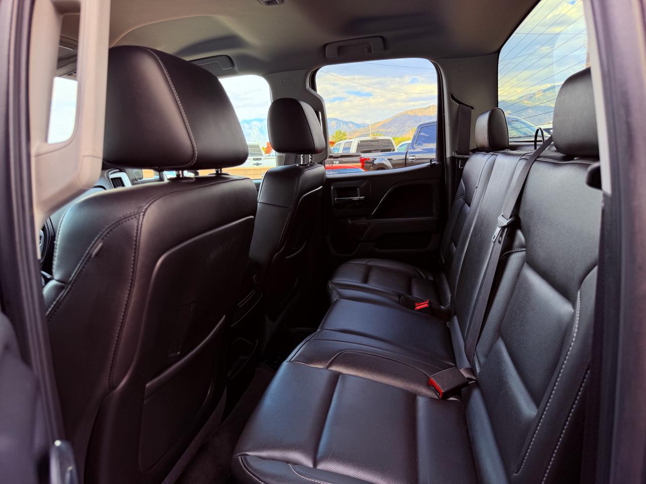 GMC Sierra 2500HD available WiFi 4WD Double Cab 144.2" SLT 2015
