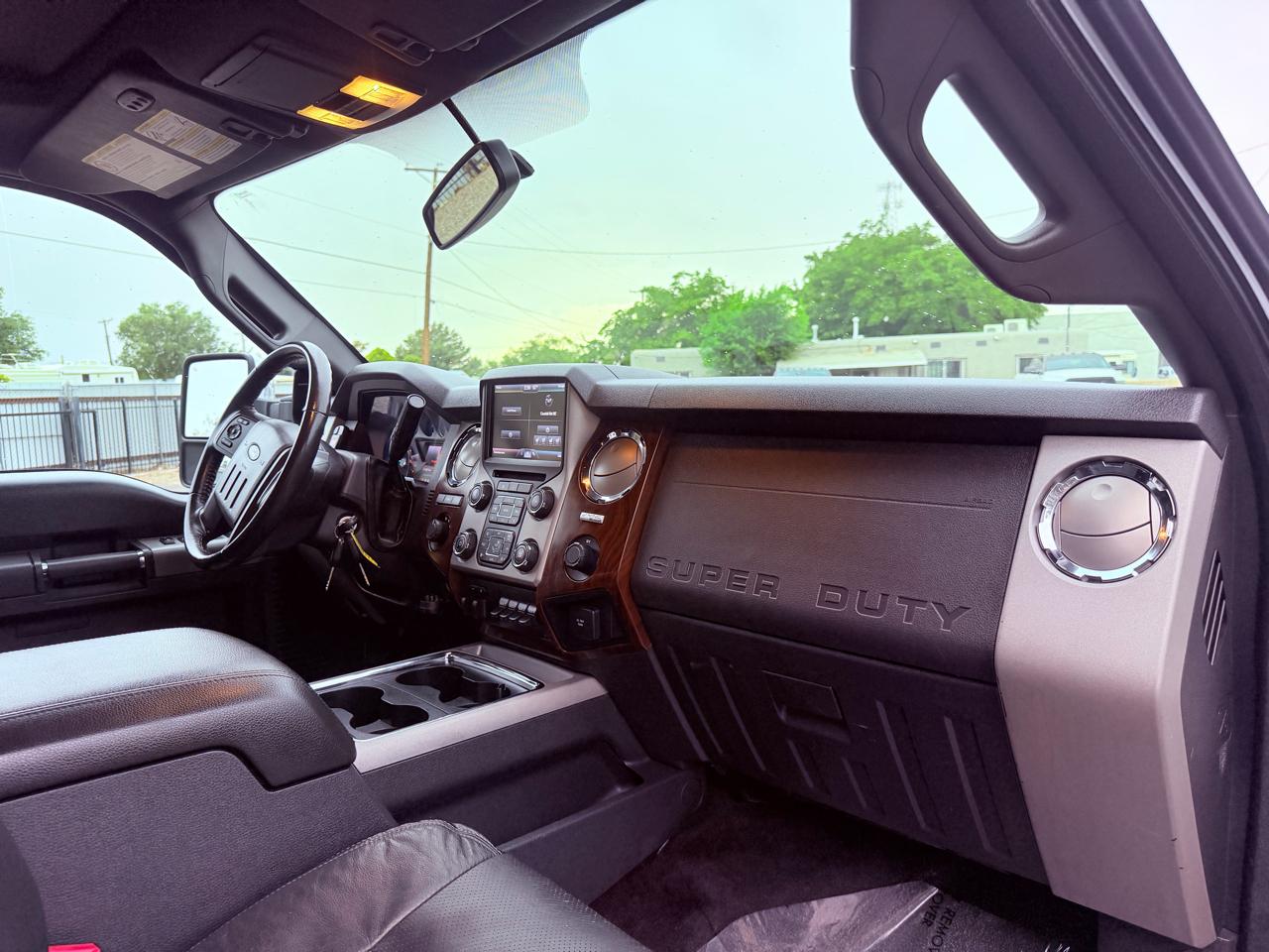 Ford Super Duty F-450 DRW 4WD Crew Cab 172" Lariat 2013