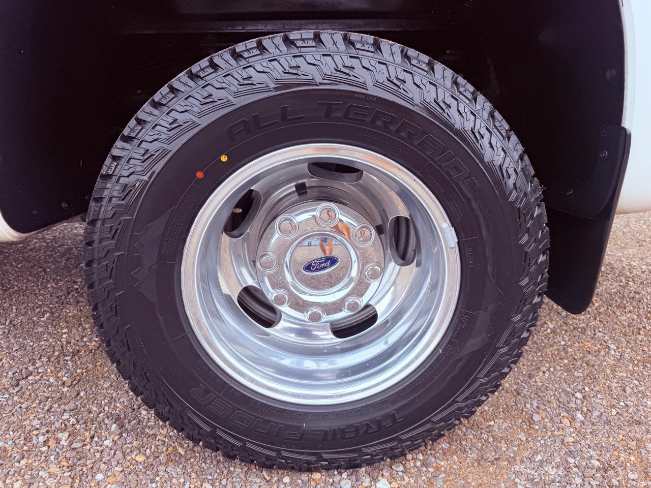 Ford Super Duty F-450 DRW 4WD Crew Cab 172" Lariat 2013