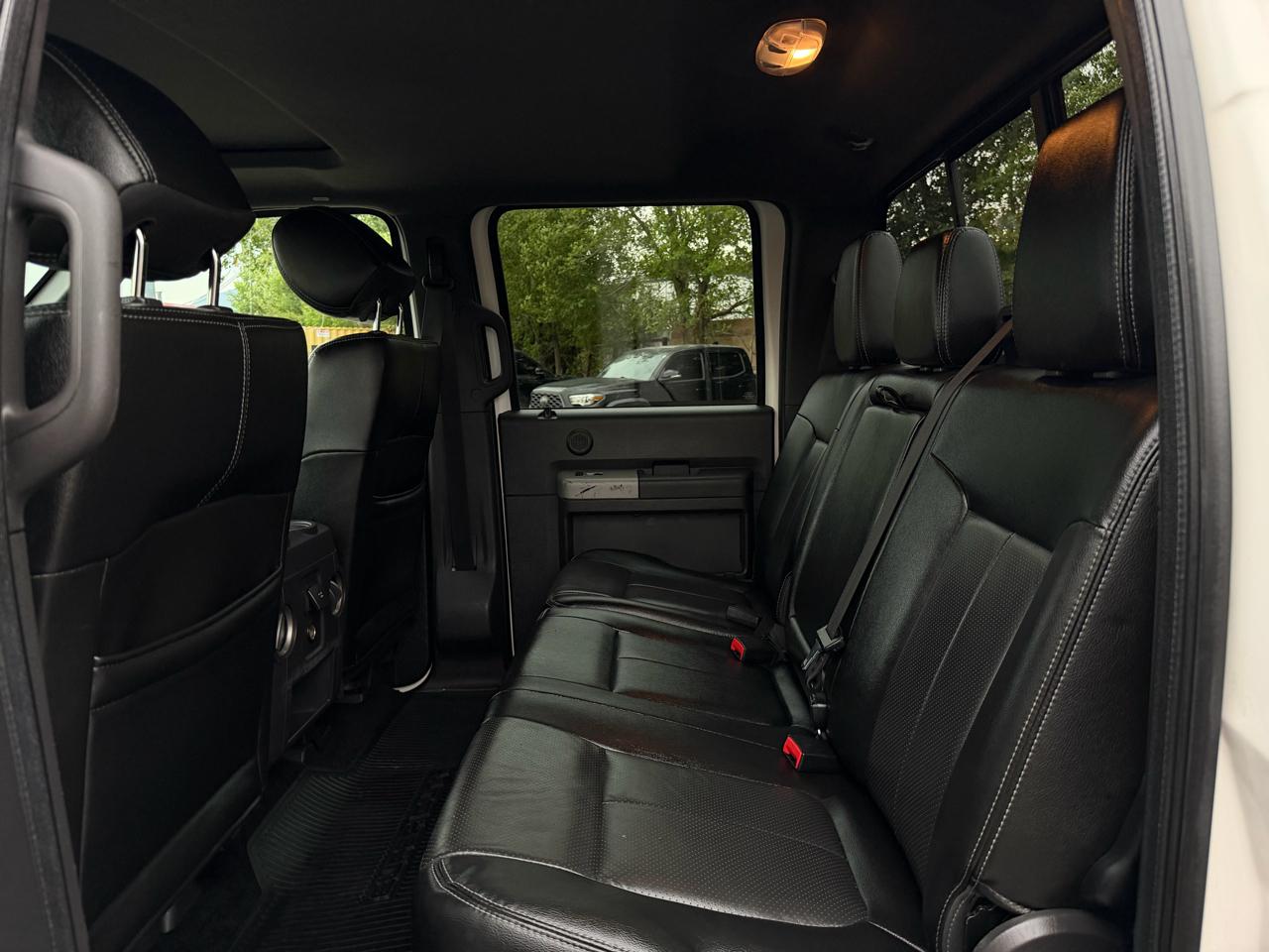 Ford Super Duty F-450 DRW 4WD Crew Cab 172" Lariat 2013