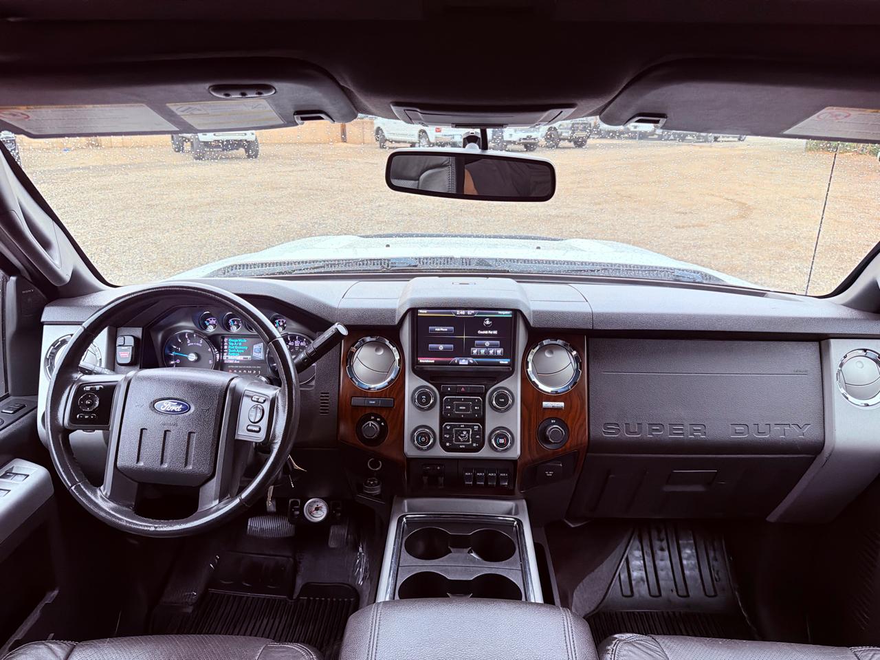 Ford Super Duty F-450 DRW 4WD Crew Cab 172" Lariat 2013