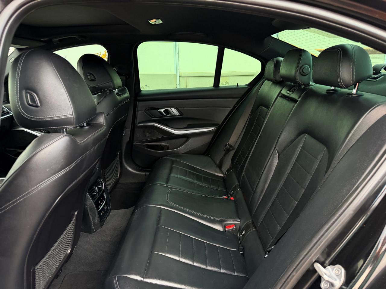 BMW 3 Series 330i Sedan North America 2019