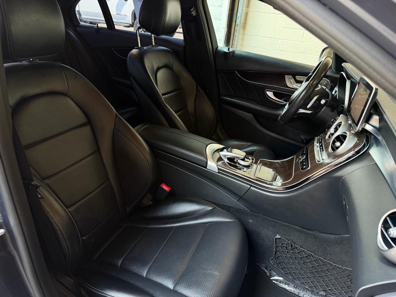 Mercedes-Benz C-Class 4dr Sdn C 300 RWD 2015