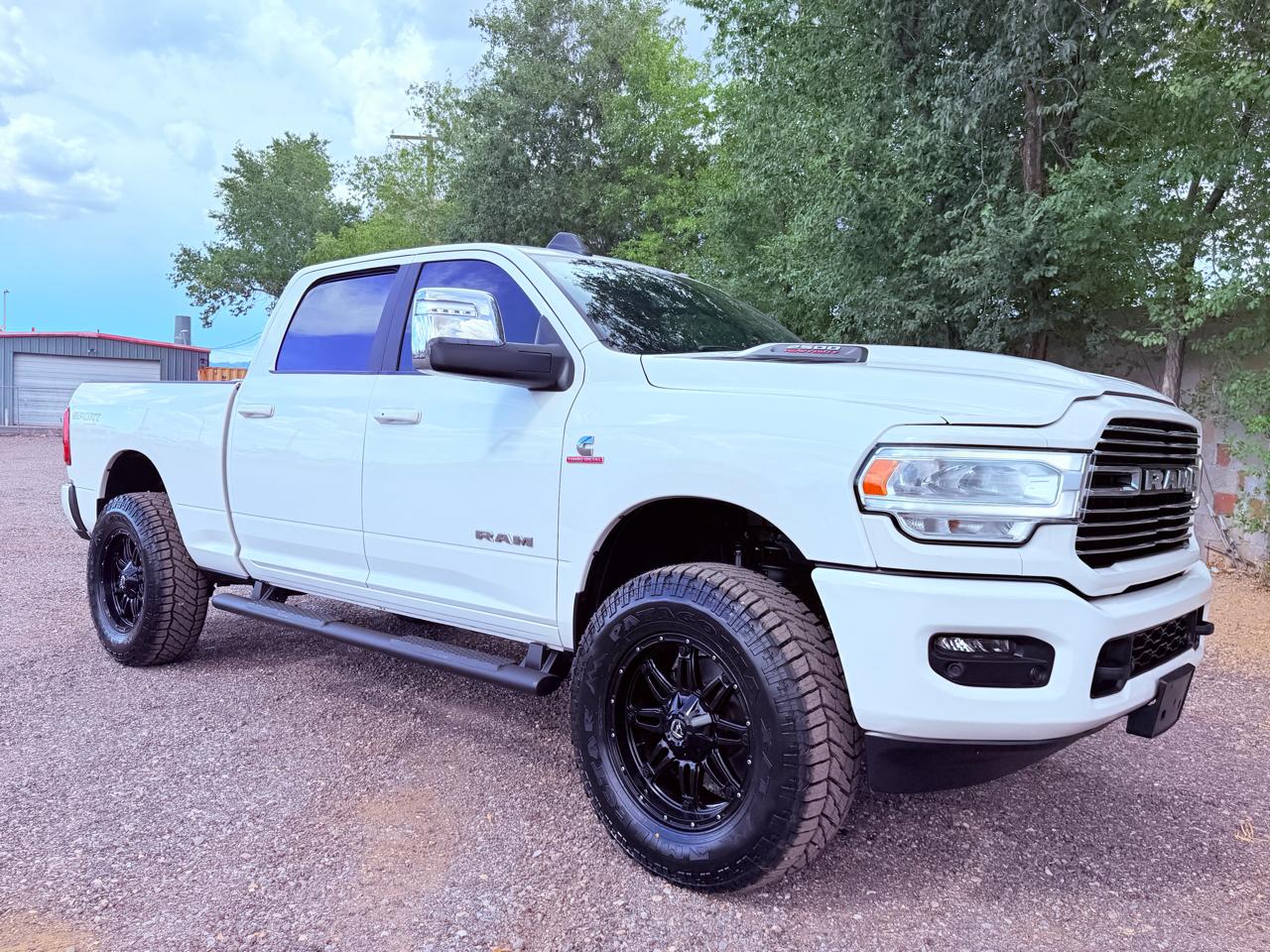 RAM 2500 Laramie 4x4 Crew Cab 6'4" Box 2024