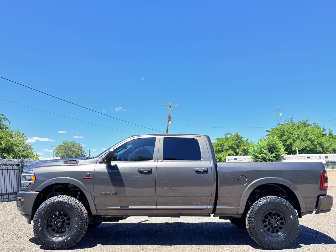 RAM 2500 Laramie 4x4 Crew Cab 6'4" Box 2021