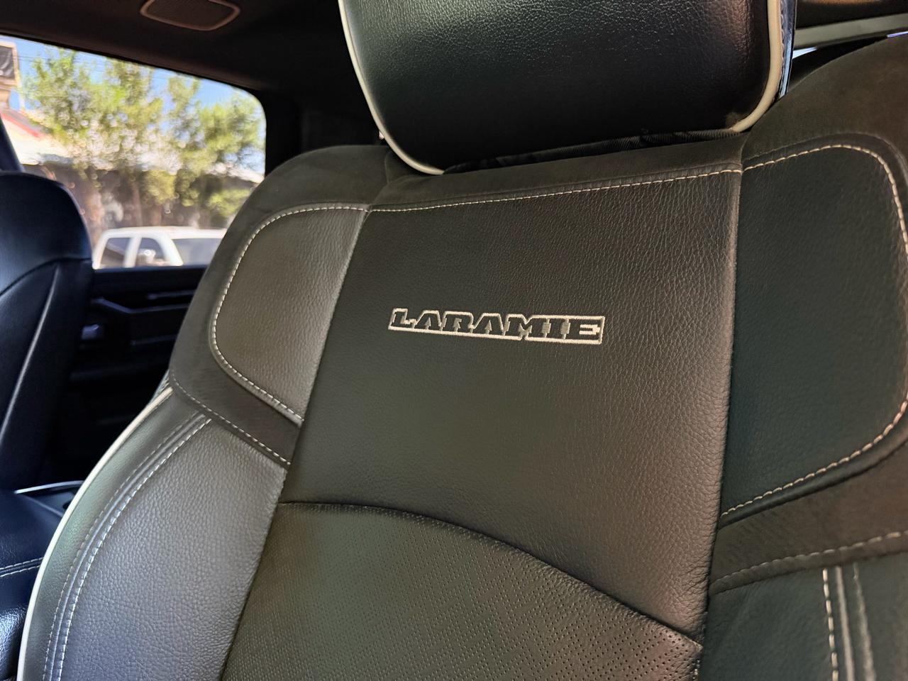 RAM 2500 Laramie 4x4 Crew Cab 6'4" Box 2021
