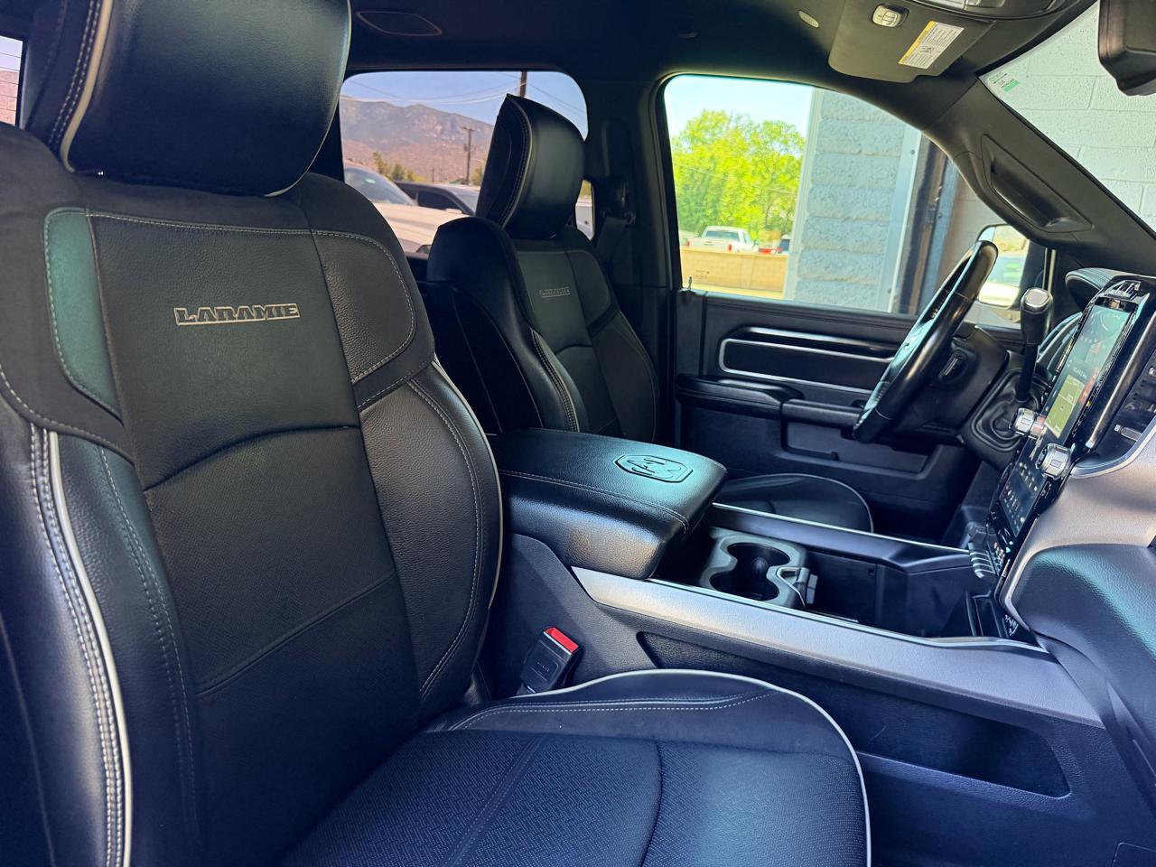 RAM 2500 Laramie 4x4 Crew Cab 6'4" Box 2021