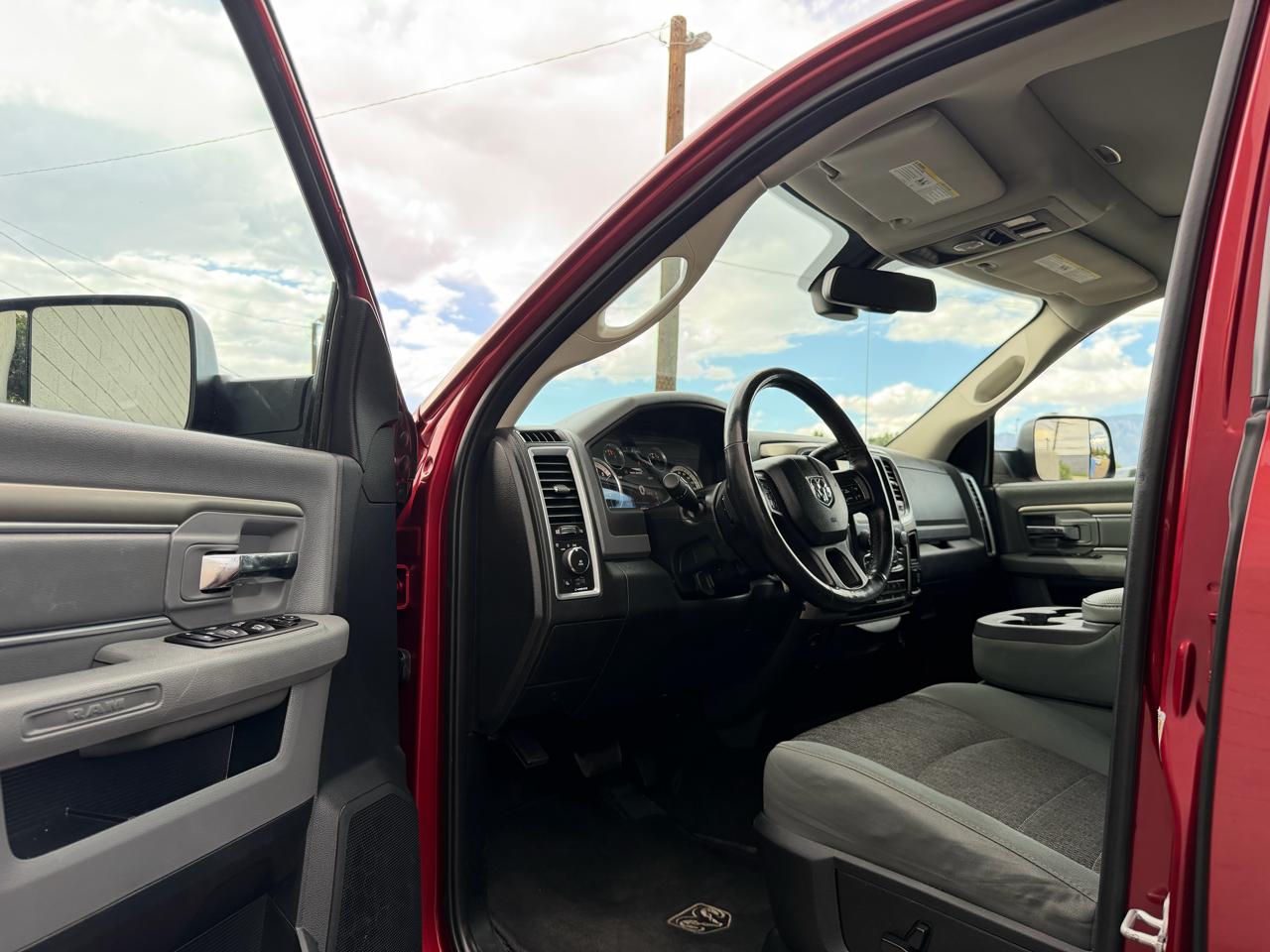 RAM 2500 4WD Mega Cab 160.5" Big Horn 2015