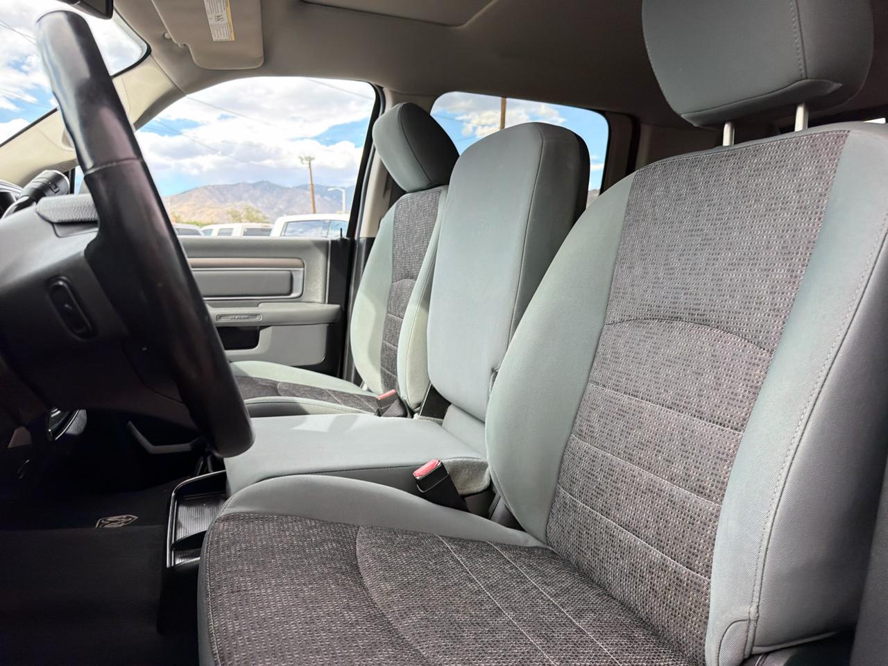 RAM 2500 4WD Mega Cab 160.5" Big Horn 2015
