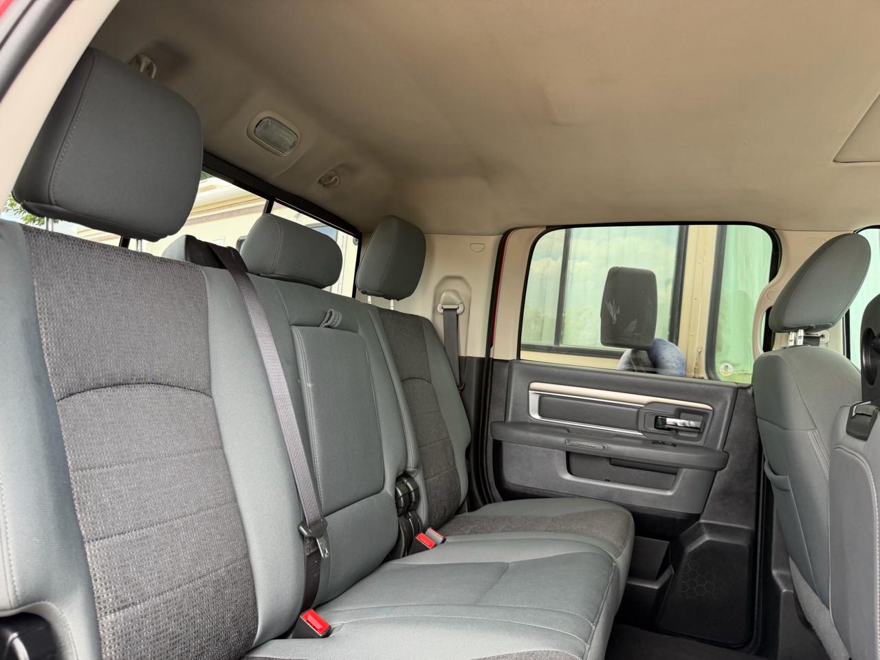 RAM 2500 4WD Mega Cab 160.5" Big Horn 2015