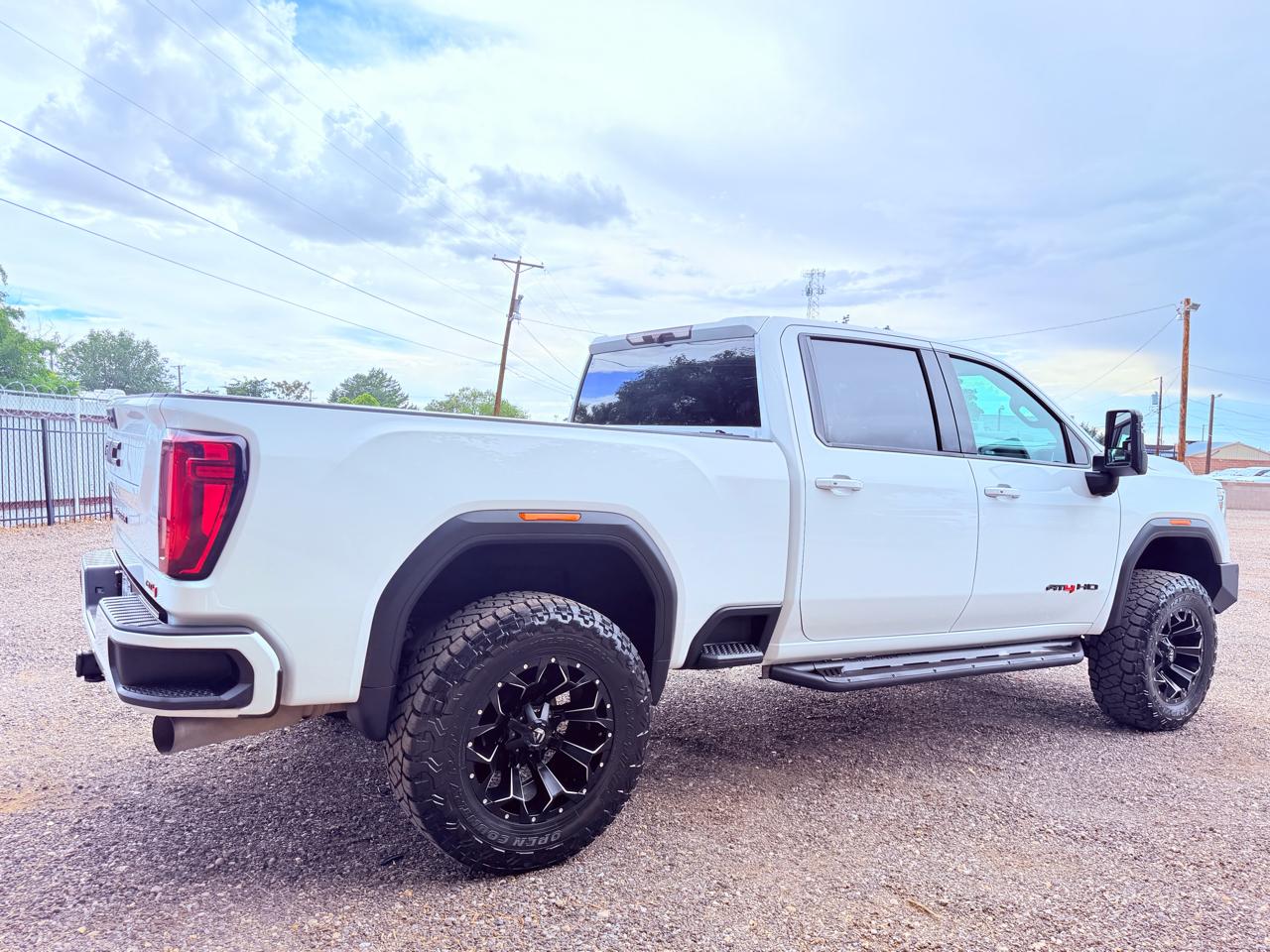 GMC Sierra 2500HD 4WD Crew Cab 159" AT4 2022