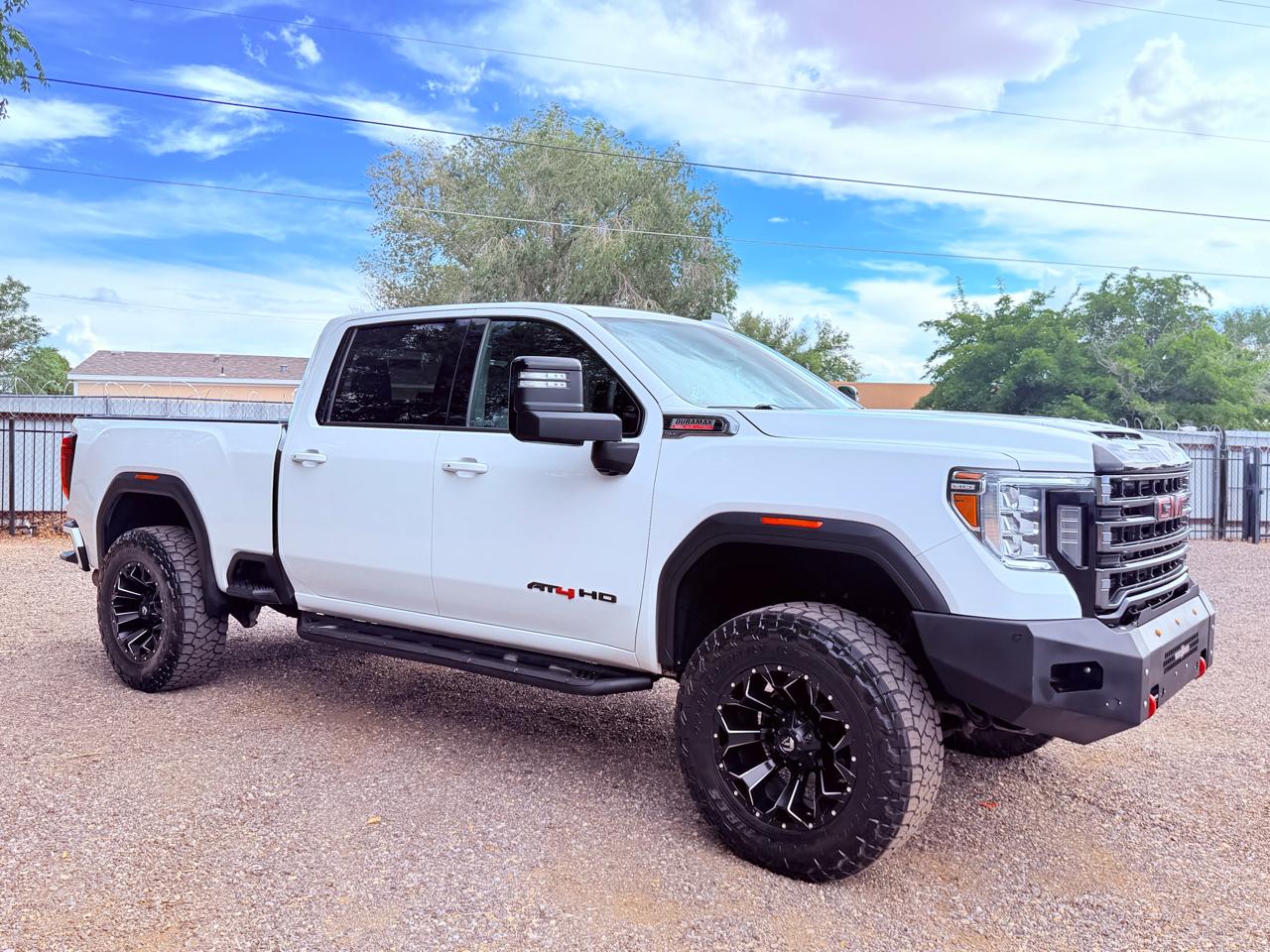 GMC Sierra 2500HD 4WD Crew Cab 159" AT4 2022